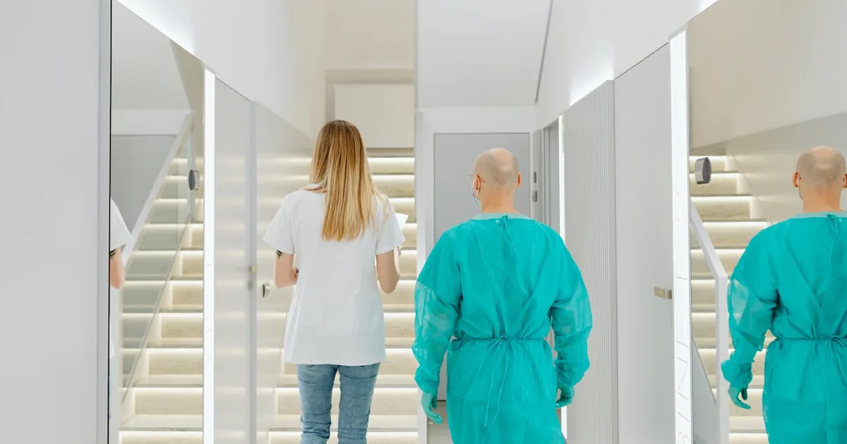 Seguro Dental vs Seguro de Salud con Dental: Que Elegir en 2026